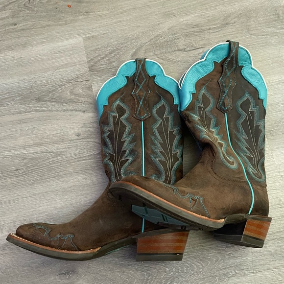 Ariat Western boots size 6.5 - Picture 4 of 11